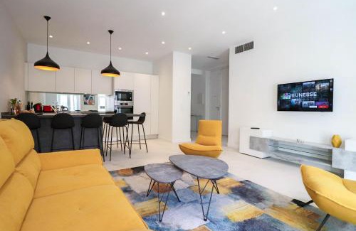 Riou - Petit Juas - Av de Grasse Apartment | NAPOLEON Luxurious renovated apartment 1min from Palais