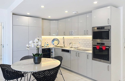 Golfe Juan Apartment | Napoleon - Two Bedroom Apartment, Sleeps 4