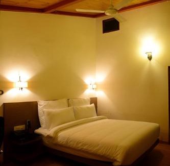 Bhat Hotel | Narayani Heights Hotel & Resort
