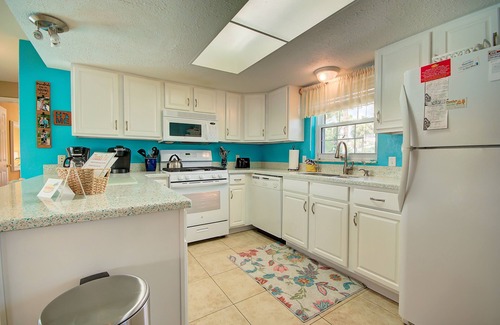 Bay Esplanade House | Narcissus Beach House - Weekly Beach Rental