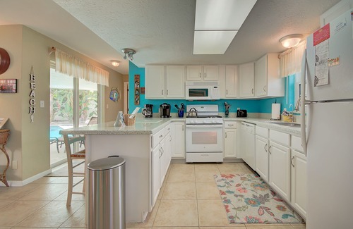 Bay Esplanade House | Narcissus Beach House - Weekly Beach Rental
