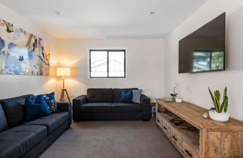 Narrawallee House | Narrawallee Oasis