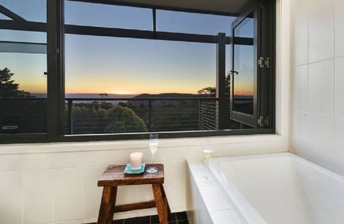 Katoomba House | Narrow Neck Views - Spacious Mountains Home with Stunning Views!