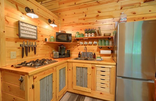 South Bloomingville Cabin | Narrows Haven | Hocking Hills