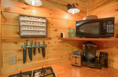 South Bloomingville Cabin | Narrows Haven | Hocking Hills