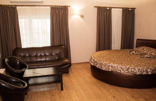 Ekateringofskiy Hotel | Narvsky Hotel