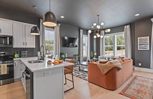 Haynes Area House | Nashville 4BR - Hot Tub + Games