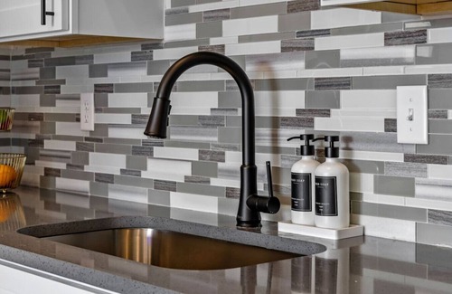 South Nashville Apartment | Nashville Retreat + Free Wifi