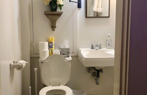 Lansing Bed & Breakfast | National Historic Landmark Inn 10 min from Ithaca & Cornell