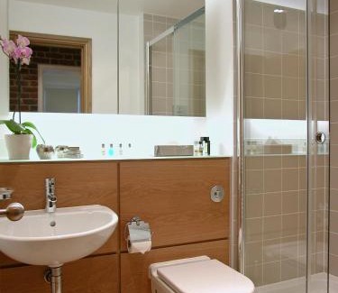 Castle Baynard Apartment | Native Kings Wardrobe, St Pauls