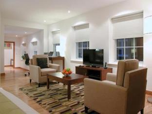 Castle Baynard Apartment | Native Kings Wardrobe, St Pauls