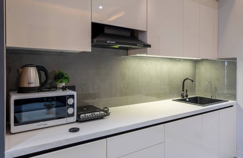 Greater Noida Apartment | Natural Bliss Hideaway- YourHomelystudio
