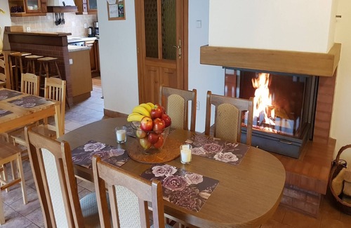 Turnov Villa | Nature & Adventure Cottage