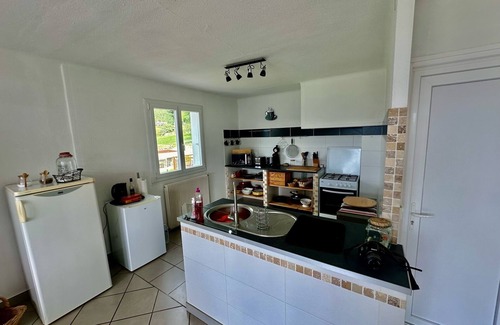 Montferrer House | nature and change of scenery