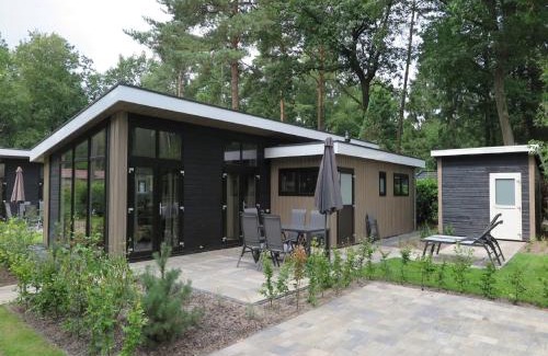 Bosgebied Hoenderloo House | Nature-Connected Modern Stay, cleaning included