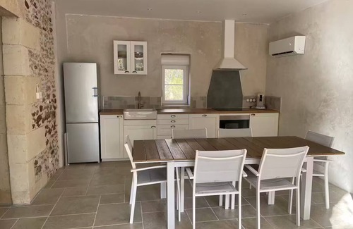 Salles House | Nature Escape: Renovated House with Stream View and Large Garden