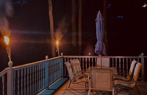 Pocono Lake House | 🦌Nature in♥️of Poconos⚡Fast Internet# Sauna#Playground#BBQ#🏕