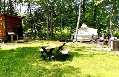 Mariaville Cottage | Nature Lovers Paradise welcomes you! Glamping tent near Acadia National Park!