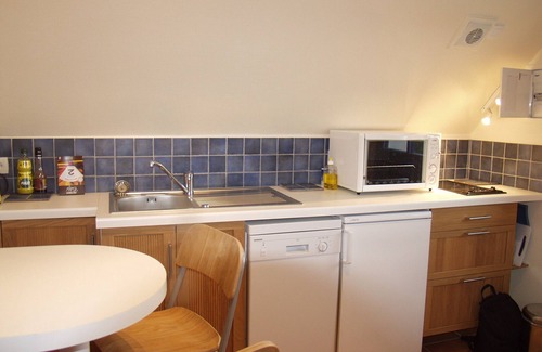 Le Palais Apartment | Nature Retreat: Cozy 2-Room Apt near Beach with Garden, Terrace, and Full Amenities