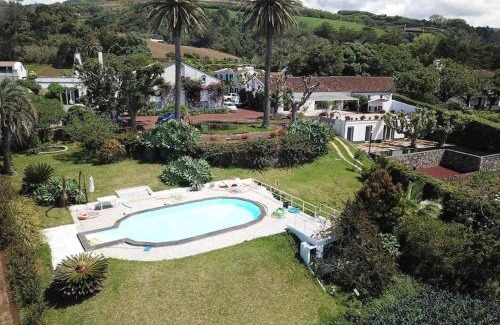 Caloura Apartment | Nature & Sea - Casa Vinhateira East Duplex