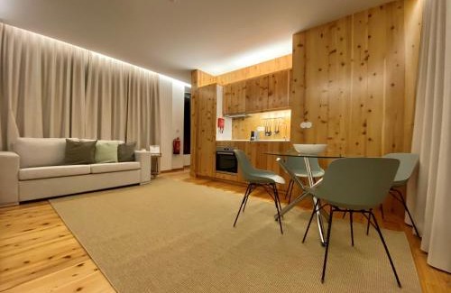 Caloura Apartment | Nature & Sea - Casa Vinhateira East Duplex