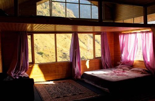 Gunehr Hotel | Natures Edge