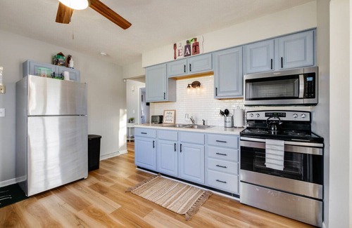 Canal Fulton House | Nature’s Retreat! Modern Comfort in a Serene Setting!