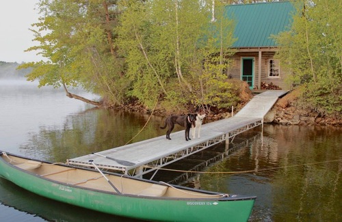 Monmouth Cabin | Naughty Dog Private Island Log Cabin