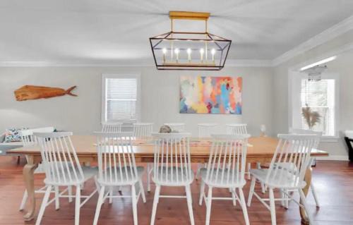 Tybee Island Apartment | Nautical Watch 4BR 3Bath Family Beach Home
