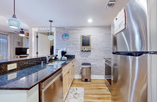 Baytowne Wharf House | Nautically-themed condo w/shared pool/hot tub - close to the beach & bay