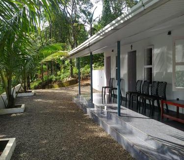 Elappara House | Navaratna Holiday Homestay