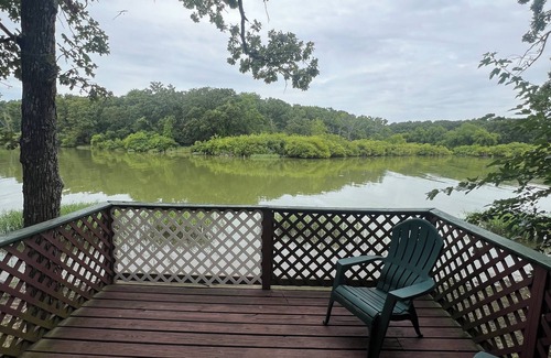 Quinlan Cabin | Navigation Waterfront Cabin