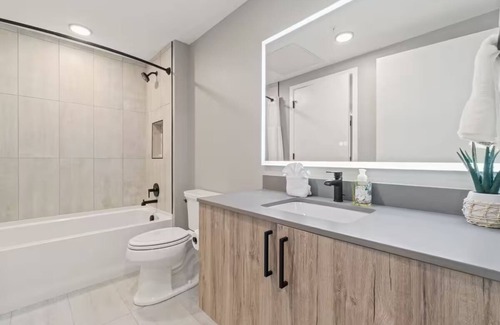 Navy Yard Hotel | Navy Yard DC Stay | Steps to Nationals Park | Modern Comfort w/ Rooftop Views