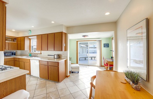 Creston House | NE Executive Home close to all things Grand Rapids in highly desirable NE GR!