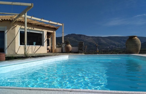 Nea Styra Villa | Nea Styra: House/Villa - Nea Styra