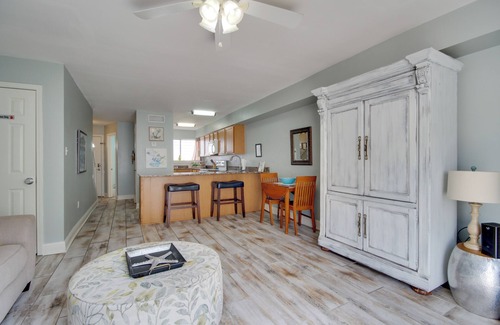 Biloxi Condo | Near Beach & Casinos: Biloxi Condo w/Pool Access
