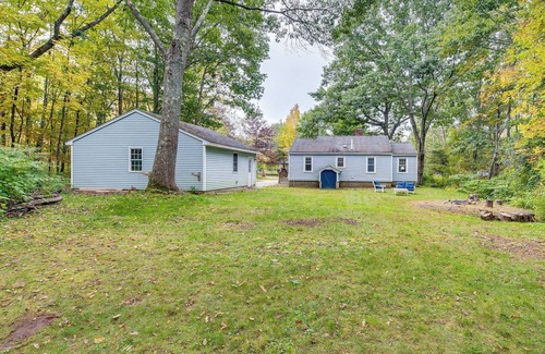 Wells Cottage | Near Beach: Coastal Maine Getaway w/Yard