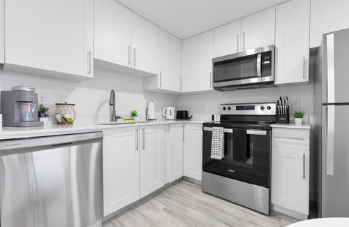 Vista del Lago Apartment | Near Disney, Free Parking, Gym