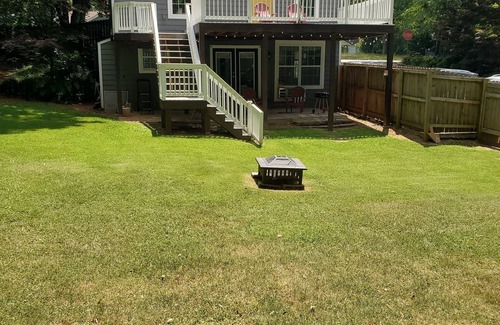 East Atlanta House | Near downtown 3 bed home close to City Winery, Fox Theater and Ponce City