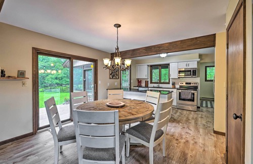 Albrightsville Cabin | Near Hiking & Skiing: Albrightsville Home w/Deck!