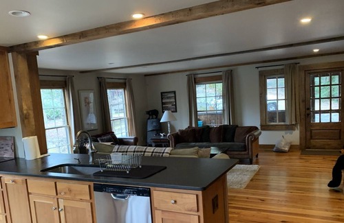 Clayton Cabin | Near Lake Burton, Gorgeous Mtn. View Old Schoolhouse.