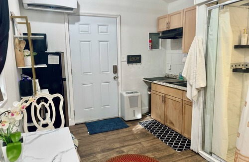 Lakeland House | Near Lakeland Regional center smart and modern efficiency