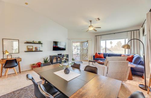 Rancho del Lago House | Near Lakes and Trails Mesa Home with Golf Course View