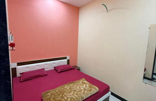Ujjain Hotel | Near Mahakal Temple BUDGET HOTEL V R , UJJAIN, Fully Air conditioned Rooms with Wifi and Parking, Best Hotel IN Ujjain