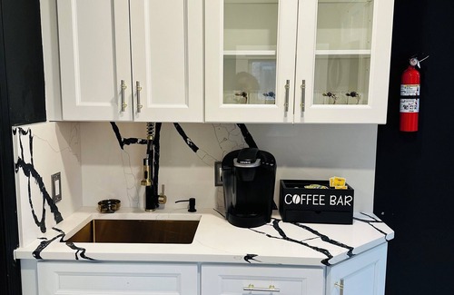 Weequahic Apartment | Near Newark airport Prudential center in New York