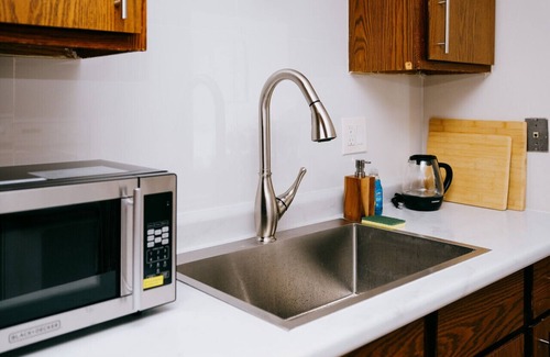 O'Hare Apartment | Near O`hare | Personal Gym & Balcony | Safe Area