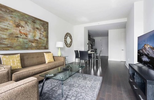 Sutton Place Apartment | near Park Ave & East River 1 BR | in-unit Washer/D