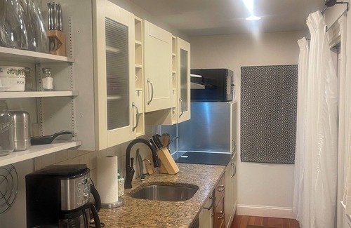 Andover Apartment | Near Phillips Academy Andover.