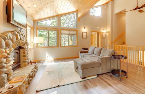 Truckee House | Near Ski Resorts and Trails Truckee Home with Hot Tub