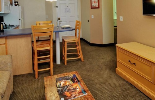 Palo Verde House | Near Southwest University of Visual Arts, 2 Spacious Units, Pool